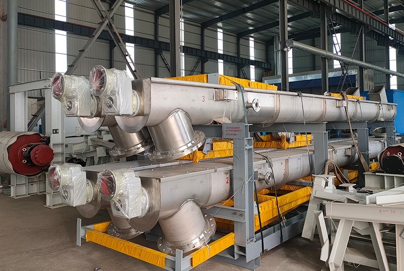 băng tải trục v&iacute;t b&ugrave;n